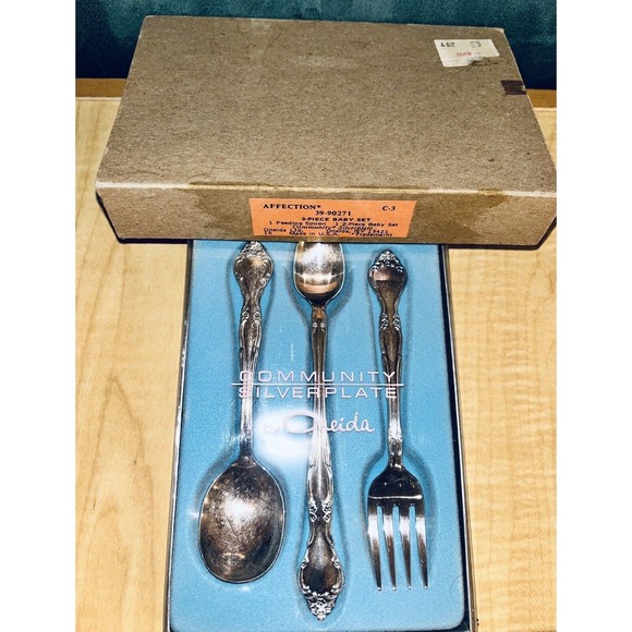 Vintage Oneida Community Affection Silver Plate Child Set Knife Fork Spoon 3pc - Picture 1 of 16